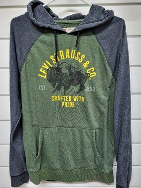 LEVI Strauss & Co Long Sleeved Men's Hoodie - Size M